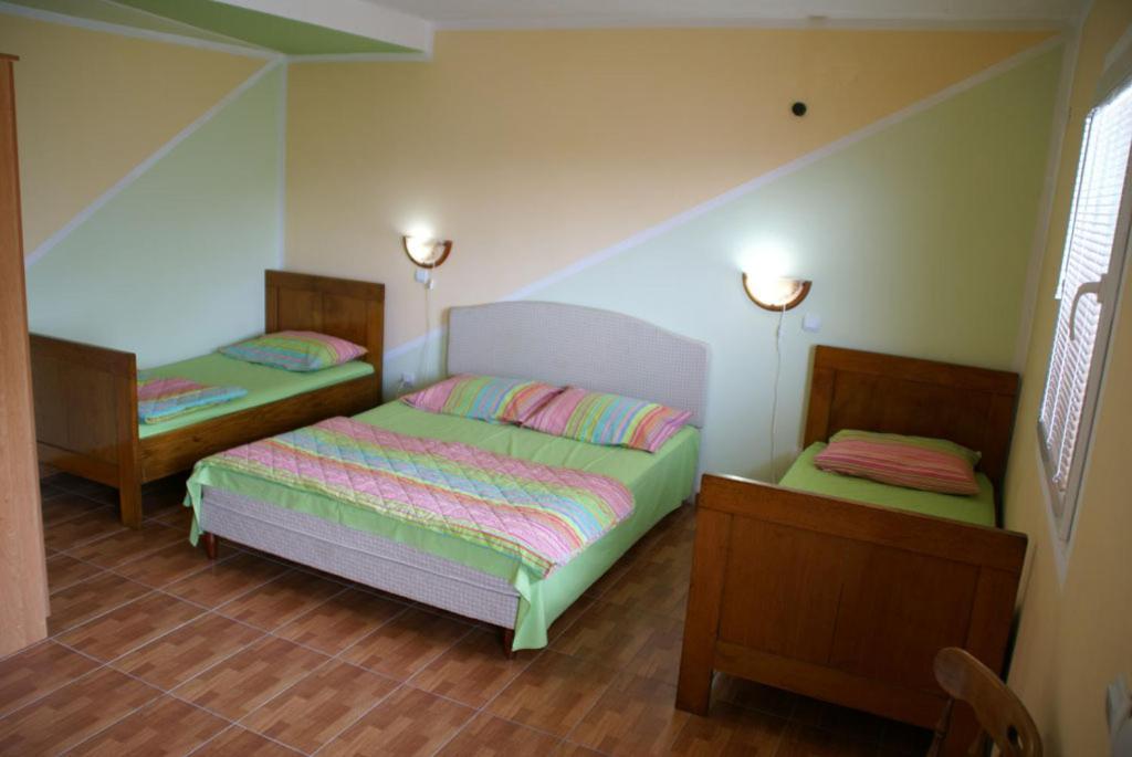 Paunovic Apartments Tivat Habitación foto