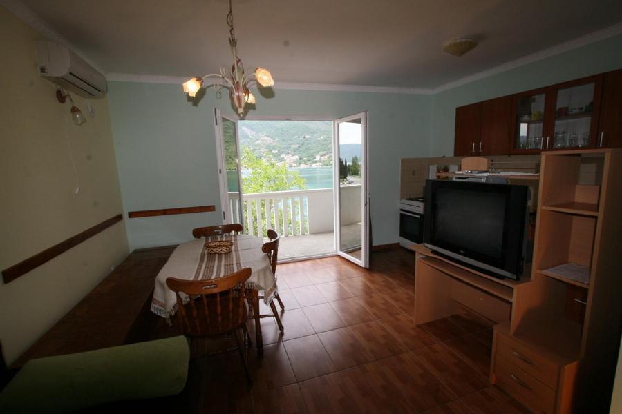 Paunovic Apartments Tivat Habitación foto