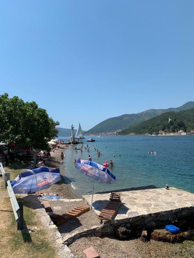 Paunovic Apartments Tivat Exterior foto